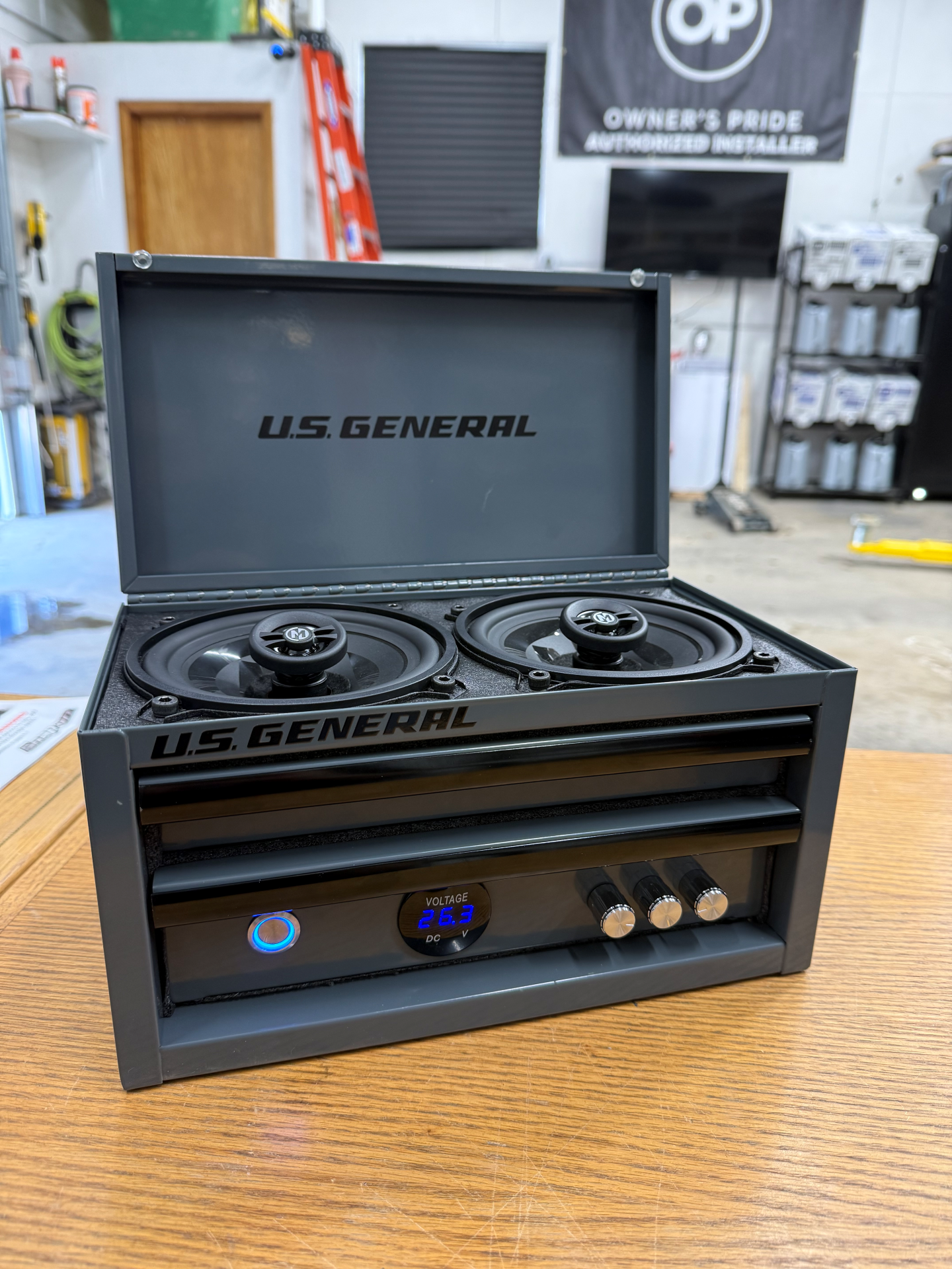 Mini Toolbox Boombox